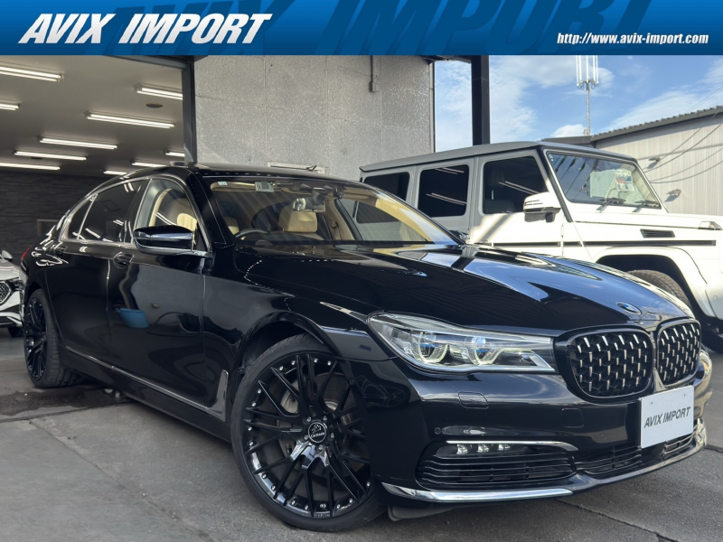 BMW 7シリーズ 750Li ﾘｱｺﾝﾌｫｰﾄPKGﾌﾟﾗｽ Sky LoungeﾊﾟﾉﾗﾏSR ﾍﾞｰｼﾞｭ革 全席ｼｰﾄﾋｰﾀｰ＆ﾍﾞﾝﾁﾚｰﾀｰ 純正HDDﾅﾋﾞ地ﾃﾞｼﾞ harman/Kardonｻｳﾝﾄﾞ ﾘｱｴﾝﾀｰﾃｲﾒﾝﾄ HUD＆PDC ﾄｯﾌﾟﾋﾞｭｰ+3Dﾋﾞｭｰ Dｱｼｽﾄﾌﾟﾗｽ BMWﾚｰｻﾞｰﾗｲﾄ 社外21AW