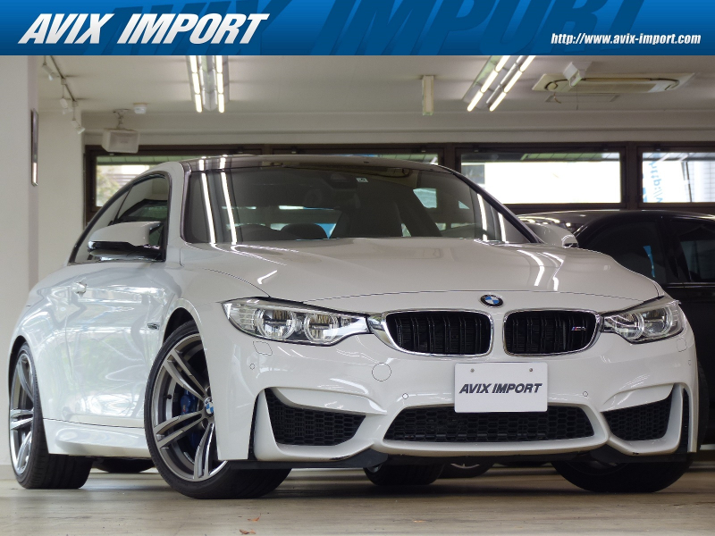 BMW Mシリーズ M4ｸｰﾍﾟ Dｱｼｽﾄ 7速DCT 黒革 ｶｰﾎﾞﾝﾙｰﾌ HDDﾅﾋﾞ地ﾃﾞｼﾞBｶﾒﾗ ﾍｯﾄﾞｱｯﾌﾟD 前席Sﾋｰﾀｰ LEDﾗｲﾄ LCW LDW 衝突警告 前車接近警告 分割可倒式ｼｰﾄ  ｵｰﾄｽﾀｰﾄ/ｽﾄｯﾌﾟ機能 Cｱｸｾｽ PDC M4専用ｴｱﾛ&19AW 右H