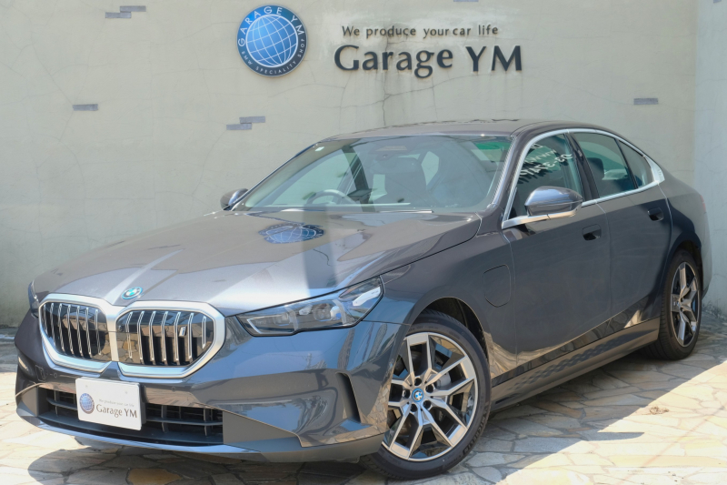 BMW 5シリーズ i5　eDrive40　エクセレンス