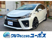 プリウスα