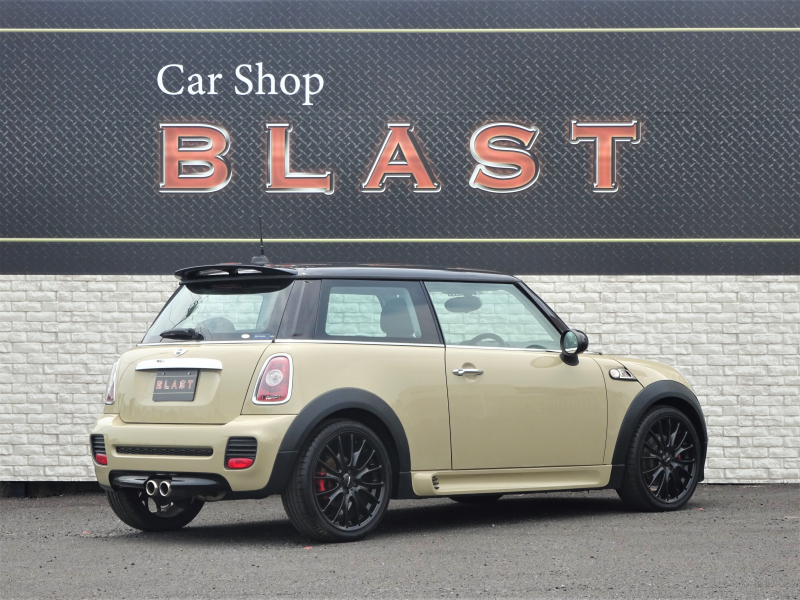 MINI(ミニ) ミニ クーパーS JCWエアロダイナミックパッケージ