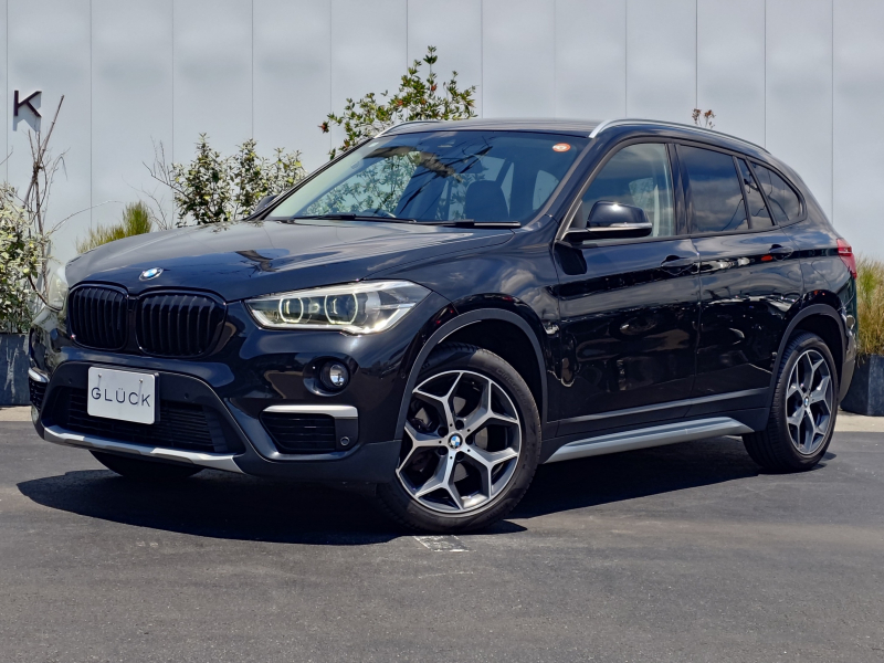 BMW X1 xドライブ18d xライン 4WD  1オーナー ACC 18インチAW シートヒーター LEDヘッドライト バックモニター ハーフレザーシート スマートキー レーンアシスト　カーテンエアバッグ 電動バックドア