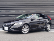V40