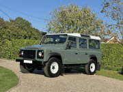 ディフェンダー