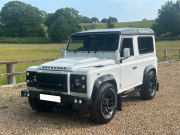 ディフェンダー